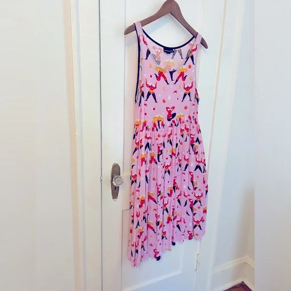 Nooworks Naomi Pink Midi Dress with Colorful Print - Picture 1 of 5